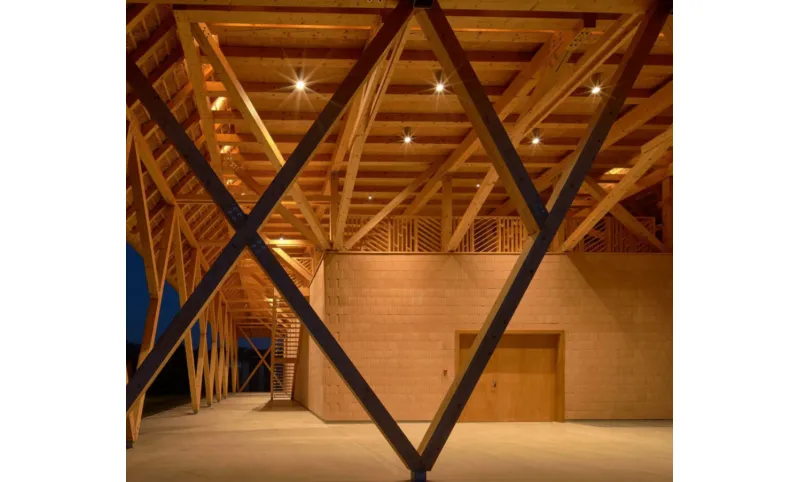 Snaga, stabilnost i dizajn: KVH i lamelirane grede u modernoj gradnji