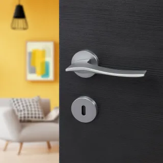 KVAKA LINEA KROM MAT OKRUGLA ROZETA KLJUČ 10676 