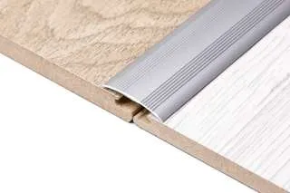 ALU PROFIL SIMPLE-FIX 25 270/SREBRNI SAMOLJEPLJIVI PRIJELAZNI ZAOBLJENI 28mm