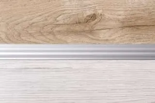 ALU PROFIL DOWEL-FIX 6 90/SREBRNI PRIJELAZNI DO 40mm