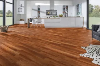 LAMINAT 7mm/Kl.31 KRONOFIX 7432x HRAST ROMAN p=2,4672