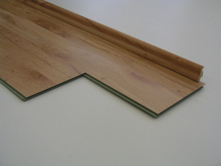 LAMINAT 8mm/Kl.31 KING 9111x HRAST ANTIK p=2,131 m2