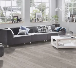 LAMINAT 10mm/Kl.32 EXPERT CHIOCE V FUGA 5946x HRAST ROCKFORD, RASPOLOŽIVO 15,675m2