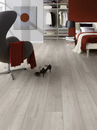 LAMINAT 10mm/Kl.32 EXPERT CHIOCE V FUGA 5946x HRAST ROCKFORD, RASPOLOŽIVO 15,675m2