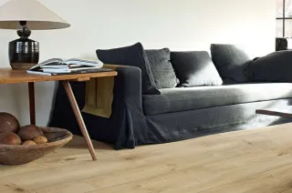 LAMINAT 8mm/Kl.32 ROYAL 2V 106x CAMPANIA p=21,787 m2