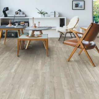 SPC VINIL QUICK STEP 5mm/Kl.33 MORNING MIST PINE 40074x, RASPOLOŽIVO 9,365m2 