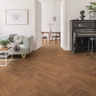 LAMINAT 8mm/Kl.32 HERRINGBONE MO.RE 8573 HRAST HARLECH RIBLJA KOST p=0,87 m2