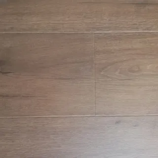 LAMINAT  8mm/Kl.32 CAVALIER 737x RUSTIK HRAST p=2,179 m2 