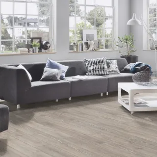LAMINAT 8mm/Kl.32 SUPER NATURAL CLASSIC V FUGA 5542x HRAST SIVI p=2,2204 m2