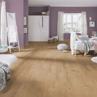 LAMINAT 8mm/Kl.32 SUPER NATURAL CLASSIC PURE + 5985 HRAST SHERWOOD p=2,260 m2