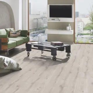 LAMINAT 8mm/Kl.33 ORGANIC Orca PURE + K231 HRAST MISTY p=2,26 m2