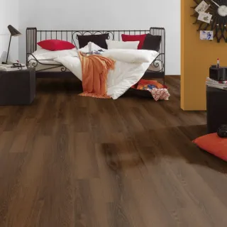 LAMINAT 10mm/Kl.32 KRONOSTEP PURE+ K650 HRAST GRIZZLY MONTREUX p=1,76 m2