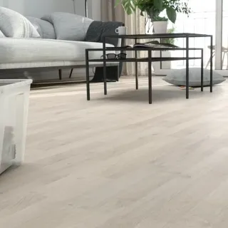 LAMINAT  8mm/Kl.32 BODOMO 8541x HRAST PALACE p=2,52 m2 