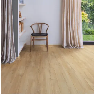 LAMINAT  8mm/Kl.32 SUBLIME 935x HRAST ODEON p=2,179m2 