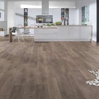 LAMINAT 8mm/Kl.32 SUPER NATURAL CLASSIC PURE+ 8631 HRAST CASTLE p=2,260 m2