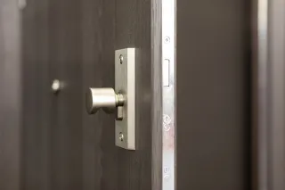 UNUTARNJA PROTUPROVALNA VRATA INVADO EGIDA 