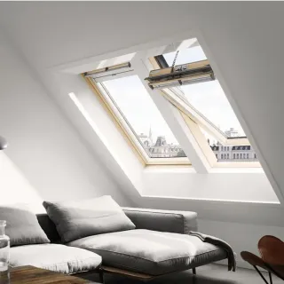 VELUX PREMIUM KROVNI PROZOR, BEZBOJNI LAK, EL. NAPAJANJE, STAKLO 70 