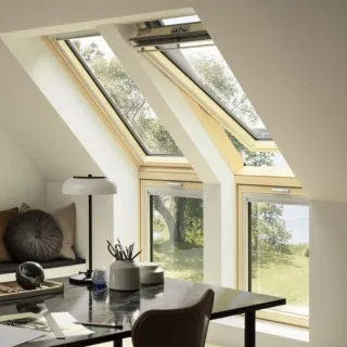 VELUX STANDARD PLUS KROVNI PROZOR, BEZBOJNI LAK, GORNJA RUČKA, STAKLO 61 