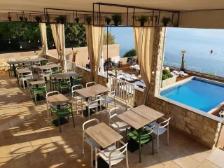 HOTEL PLAŽA PAG