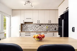 KUHINJA PO MJERI LILLIA 