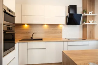 KUHINJA PO MJERI ALBUS