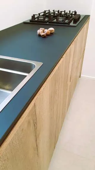 KUHINJA PO MJERI BLACK