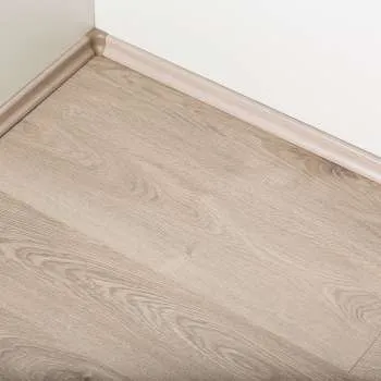 LAMINAT  8mm/Kl.32 LUNA V FUGA 3034x HRAST FERRARA p=2,397 m2 