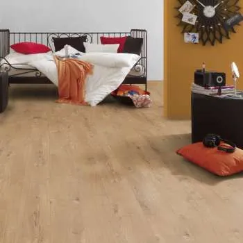 LAMINAT  8mm/Kl.32 SUPER NATURAL CLASSIC PURE + 5985 HRAST SHERWOOD p=2,260 m2 