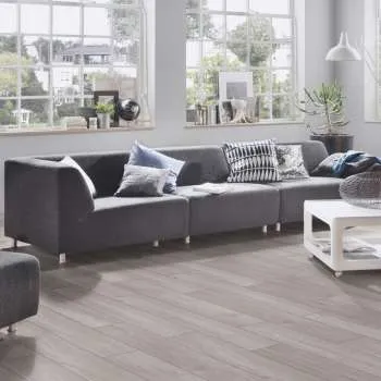 LAMINAT  8mm/Kl.32 SUPER NATURAL CLASSIC PURE + 5946 HRAST ROCKFORD  p=2,260 m2 
