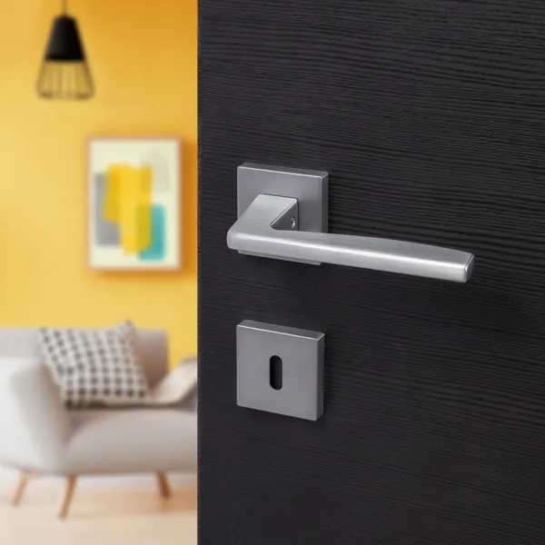 KVAKA ELITE KROM MAT KVAD.ROZETA KLJUČ 20010 110105 