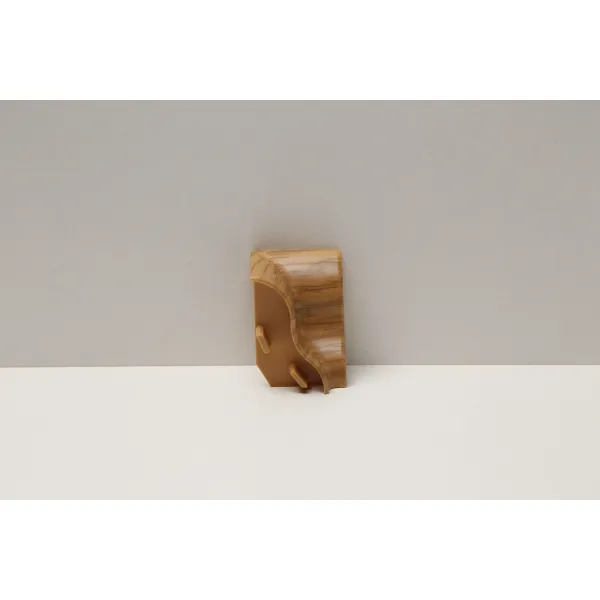 PVC KUT UNUTARNJI ZA LETVICU P27 HRAST(DAB-10)