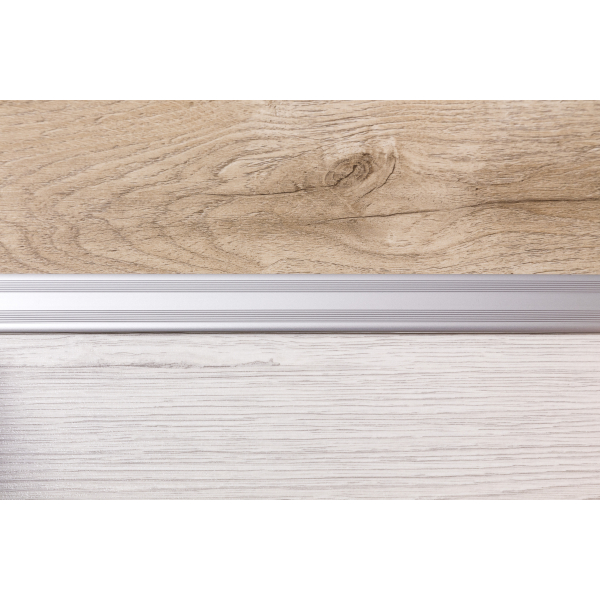 ALU PROFIL SIMPLE-FIX 23 270/SREBRNI SAMOLJEPLJIVI PRIJELAZNI RAVNI 28mm