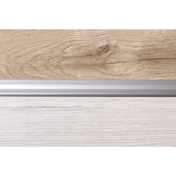 ALU PROFIL SIMPLE-FIX 25 90/SREBRNI SAMOLJEPLJIVI PRIJELAZNI ZAOBLJENI 28mm