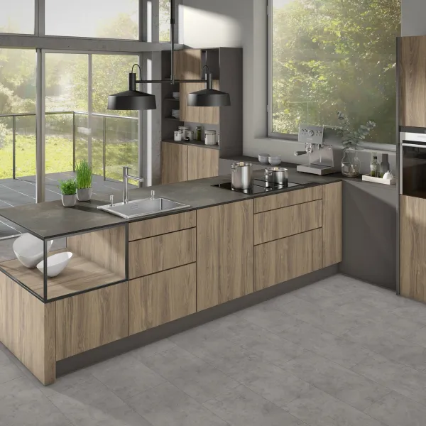 IVERICA OPLEMENJENA H3154 ST36 18,6/2800/2070mm EGGER 