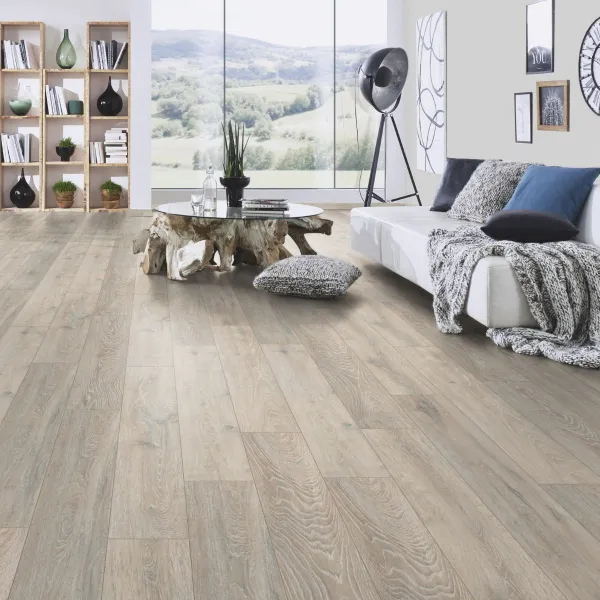 LAMINAT 12mm/Kl.33 KRONOSTEP V FUGA 5543x HRAST COLORADO, RASPOLOŽIVO 13,32 m2