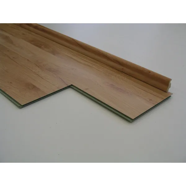 LAMINAT 8mm/Kl.31 KING 9111x HRAST ANTIK p=6,395 m2
