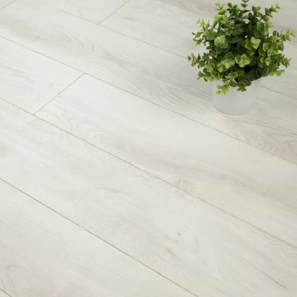LAMINAT 12mm/Kl.33 VINTAGE 908x HRAST BIJELI 8003, RASPOLOŽIVO 8,688 m2
