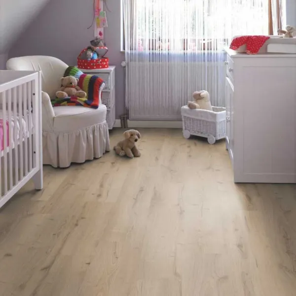 LAMINAT 7mm/Kl.32 LOC 254x HRAST MONTANA p=2,421 m2