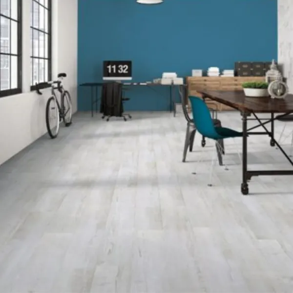LAMINAT  8mm/Kl.32 CASTELO 4376x WILD CREEK p=2,2204m2 