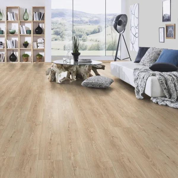 LAMINAT 8mm/Kl.32 SUPER NATURAL CLASSIC PURE + K485 HRAST STERLING p=2,260 m2