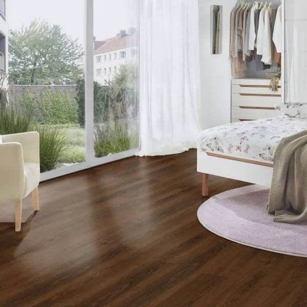 LAMINAT 10mm/Kl.32 KRONOSTEP PURE+ K650 HRAST GRIZZLY MONTREUX p=1,76 m2