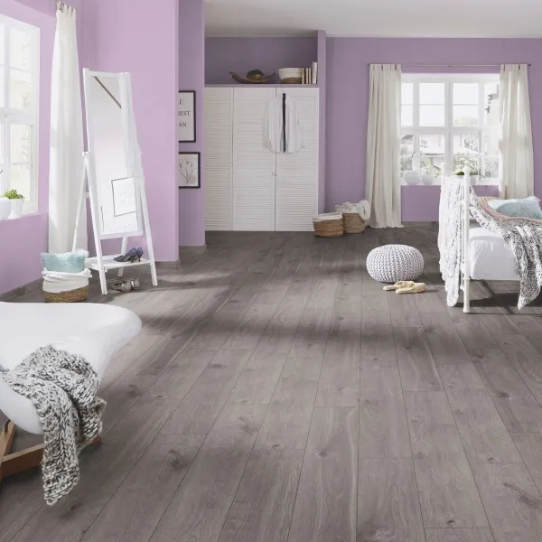 LAMINAT  8mm/Kl.33 ORGANIC Orca PURE + K395 HRAST TORNADO p=2,26 m2 