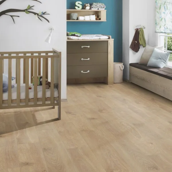 LAMINAT 8mm/Kl.33 ORGANIC Orca PURE + K405 HRAST SOLAR p=2,26 m2