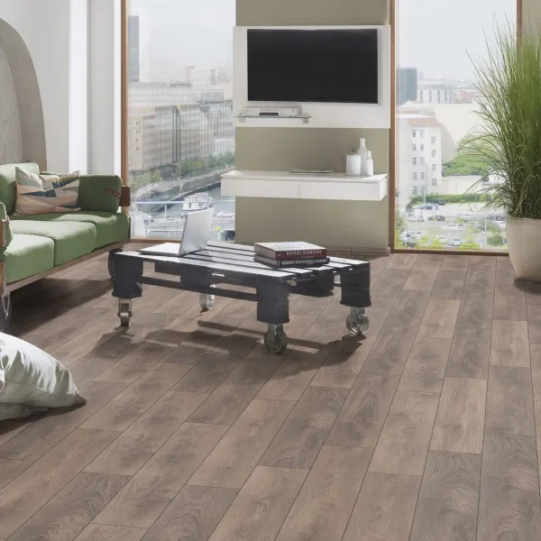 LAMINAT 8mm/Kl.32 SUPER NATURAL CLASSIC PURE+ 8631 HRAST CASTLE p=2,260 m2