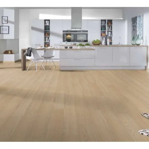 LAMINAT 8mm/Kl.32 SUPER NATURAL CLASSIC PURE+ K641 HRAST SHERIDAN p=2,260 m2