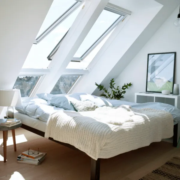 VELUX KROVNI PROZOR, BIJELI POLIURETAN, DVOSTRUKI OVJES, DONJA RUČKA, STAKLO 70 