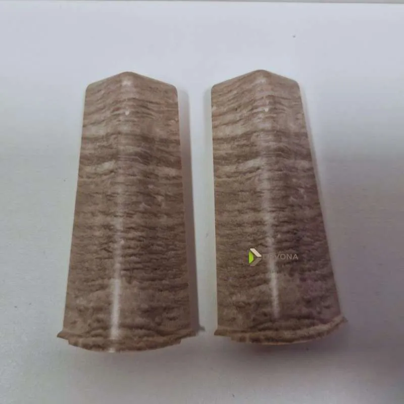 PVC KUT VANJSKI ZA LETVICE HI LINE M278