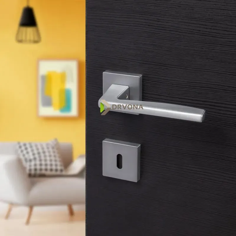 KVAKA ELITE KROM MAT KVAD.ROZETA KLJUČ 20010 110105 