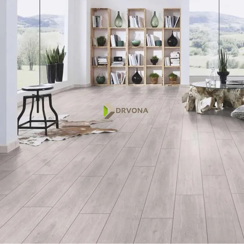 LAMINAT 10mm/Kl.32 SUBLIME VARIO 8461x FUGA HRAST SIVI MORITZ, RASPOLOŽIVO 3,454m2