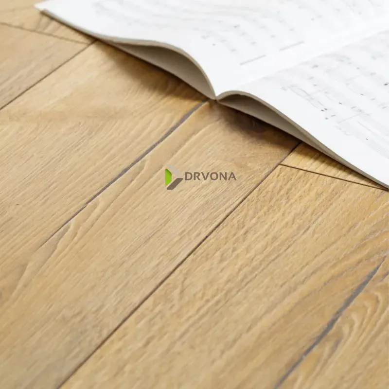 LAMINAT 12mm/Kl.33 SOUND V FUGA 3884x HRAST OPERA p=1,293 m2 